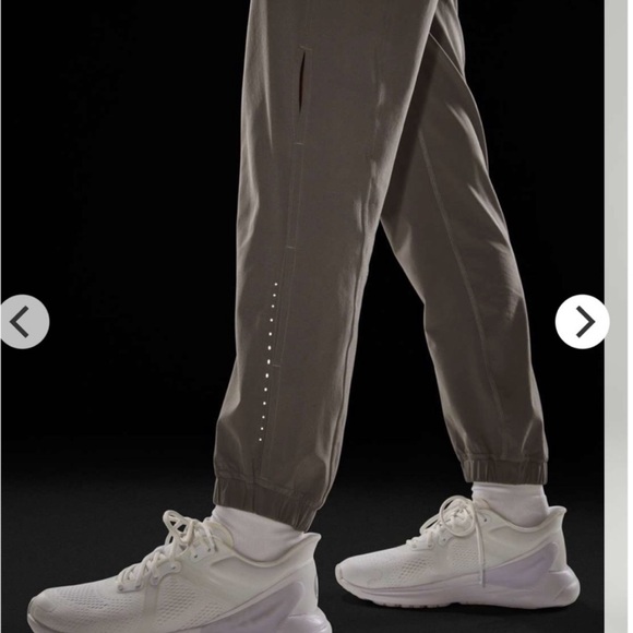 ❌SOLD❌Lululemon Adapted State High Rise Jogger - Picture 5 of 9